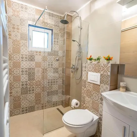 Apartament Calendula *